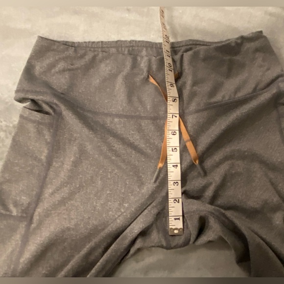 Reebok Gray Moisture Wick Stretch Joggers Elastic Drawstring Pockets Size L - Picture 8 of 10